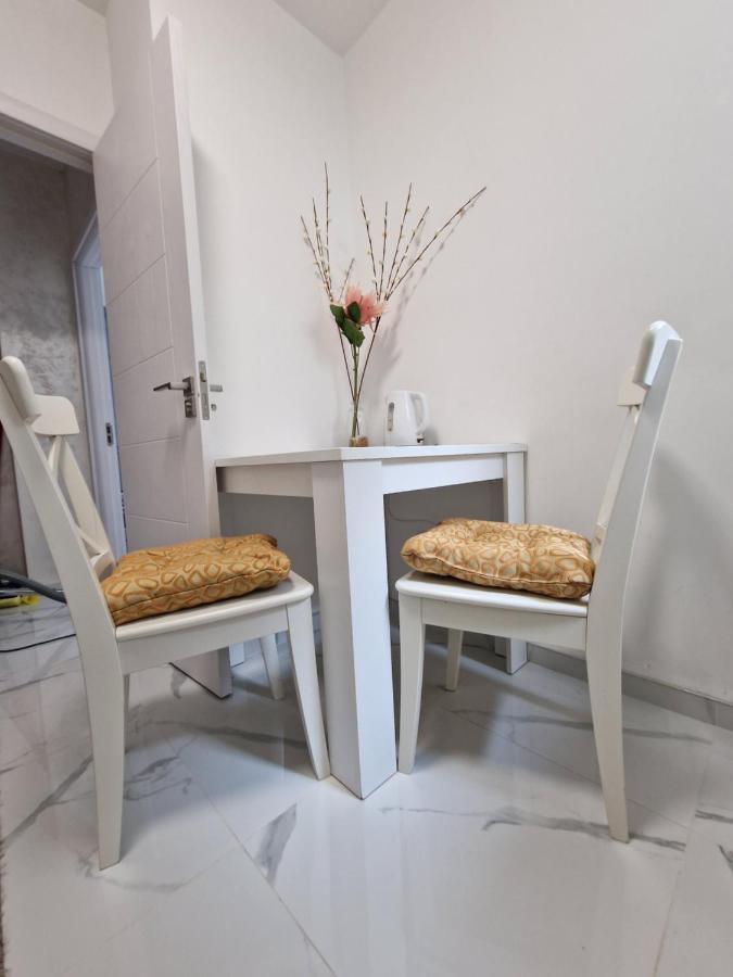 Apartment Iskra Belgrad Exteriör bild